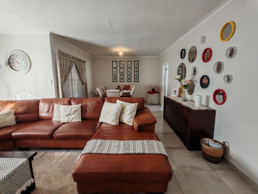 3 Bedroom Property for Sale in Vaalpark Free State